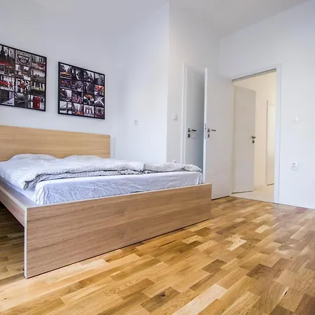 Best Location Luxury Διαμέρισμα Μπρατισλάβα